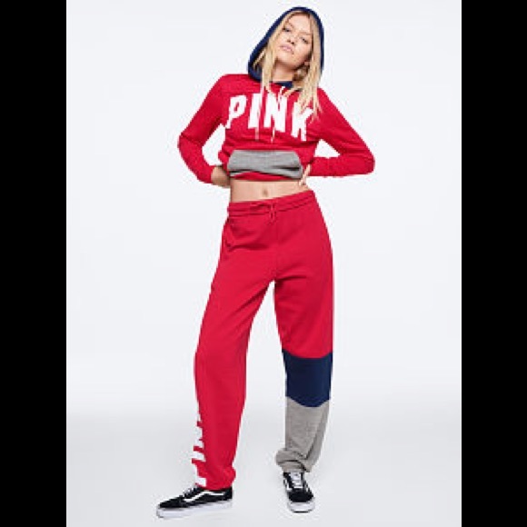 PINK Victoria's Secret Tops - 🚫SOLD🚫VS PINK COZY CAMPUS PERFECT PULLOVER SET